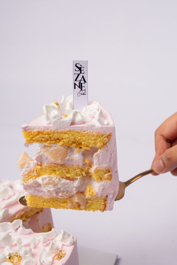 Lychee Vanilla Cream Cake