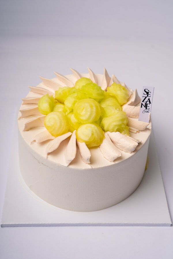 Melon Cream Cake