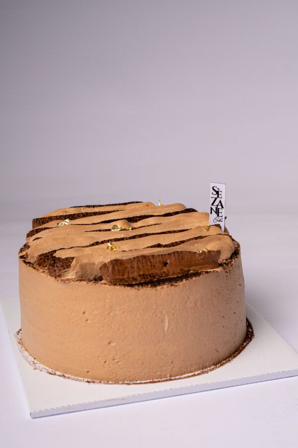 Tiramisu Cake