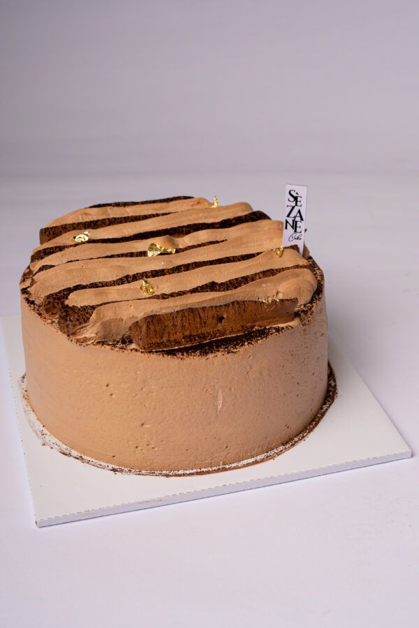 Tiramisu Cake