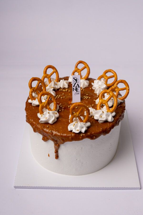 Lotus Biscoff Cake