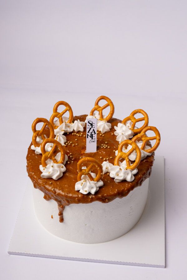 Lotus Biscoff Cake