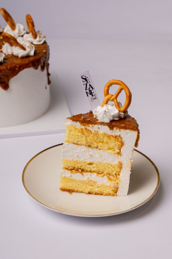 Lotus Biscoff Cake