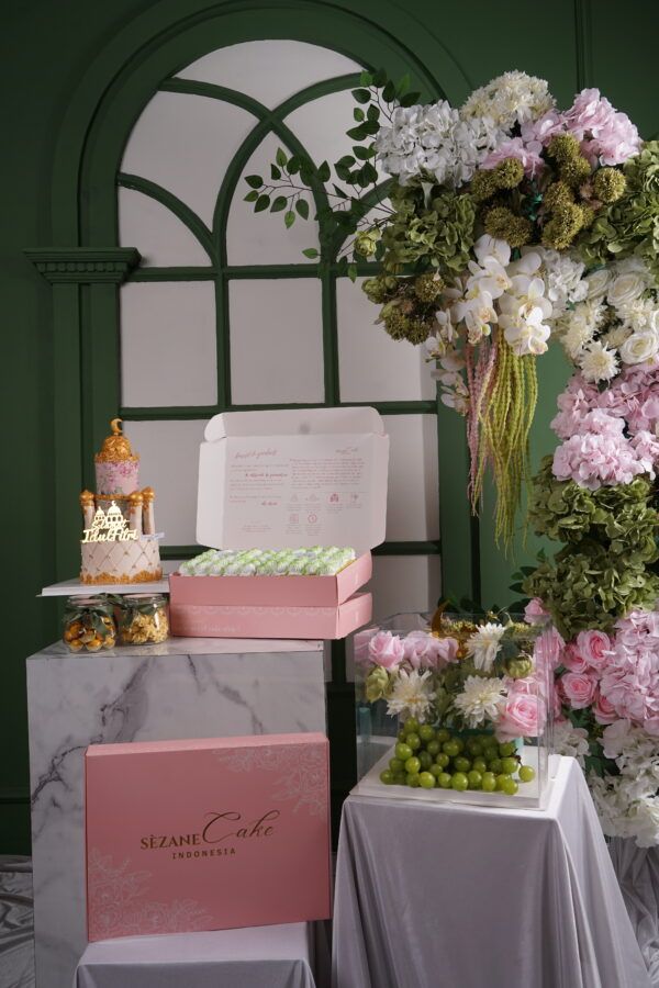 Sezane Cake