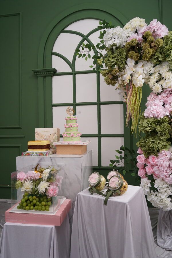 Sezane Cake